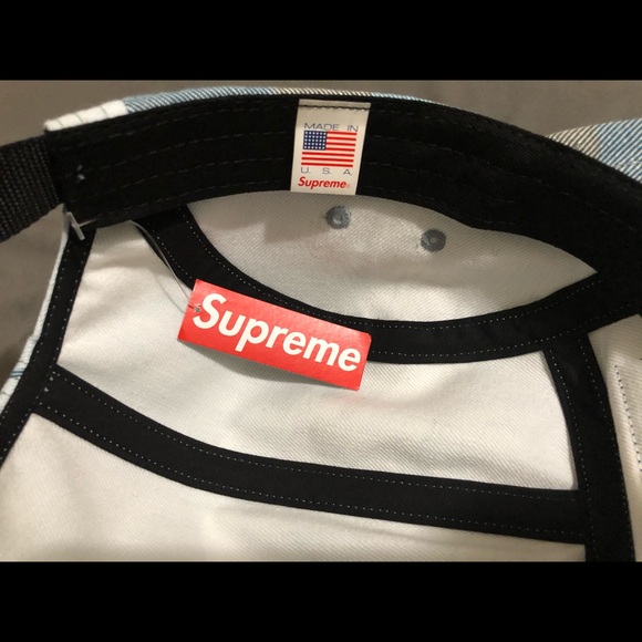 Supreme - Picture 4 of 5